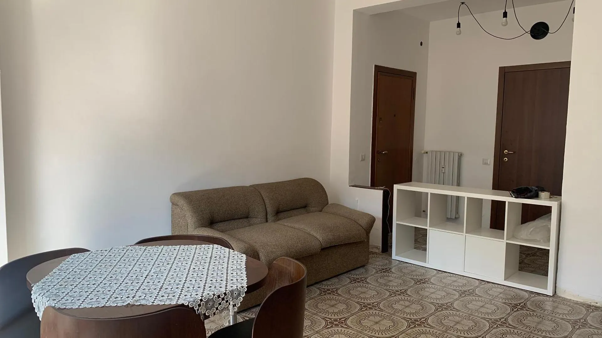 Top Floor Apartment 5 Minutes Walk To Lake Malgrate Ιταλία
